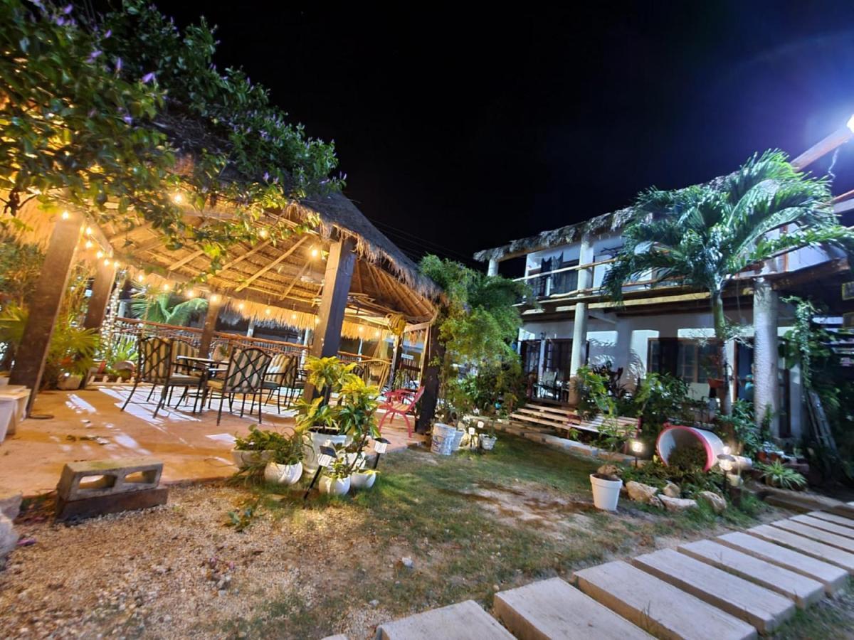 Don Panchon Y Maruxa Hotel Isla Holbox Bagian luar foto