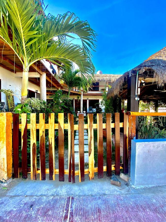 Don Panchon Y Maruxa Hotel Isla Holbox Bagian luar foto
